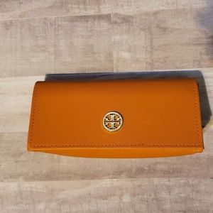 Authentic Tory Burch Sunglasses Case & Bag!